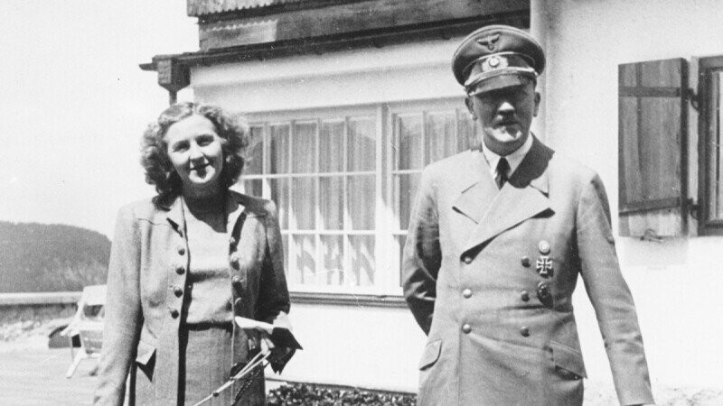 15 Bonkers Details of Hitler’s Wedding