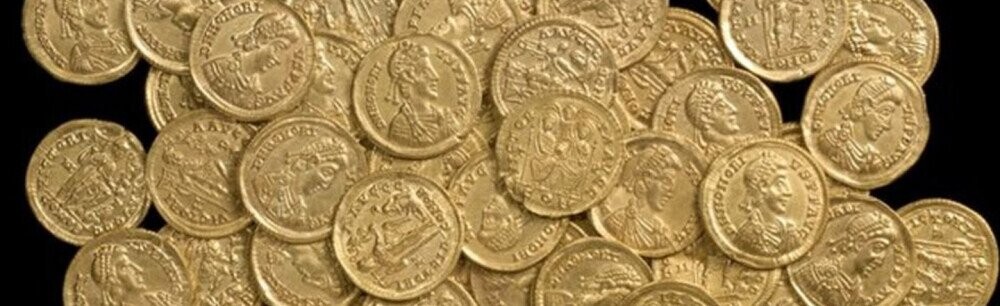 Find Buried Treasure In The UK? The Queen Will Take It From You