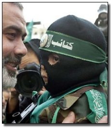 5 Inspiring Acts of Kindness by Terrifying Crime Syndicates