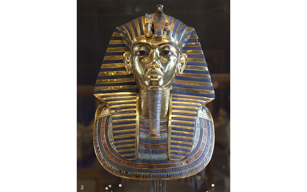 Mask of Tutankhamun 