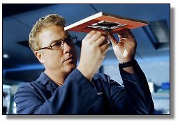 7 Bullshit Police Myths Everyone Believes (Thanks to Movies)