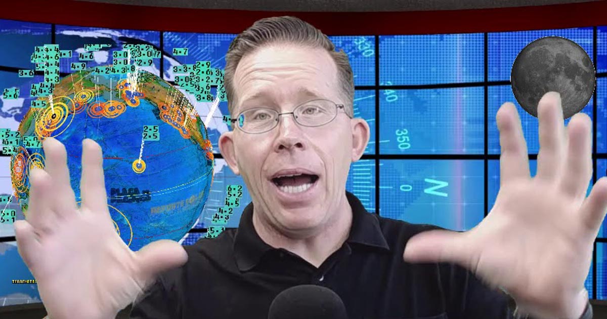 Meet Alex Backman, Mexico's Very Own Alex Jones (Seriously) | Cracked.com