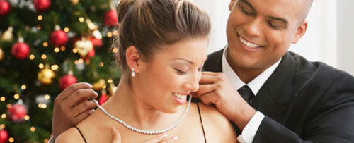 8 Dumb Holiday Traditions That Need to Be Retired