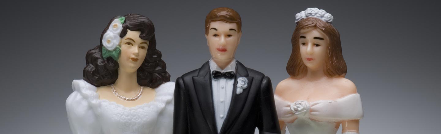 Polygamy Is Moving Towards Being Decriminalized In Utah (Forget Poly Husbands, Though)