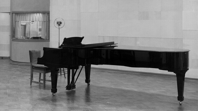 The Day That Had No News: April 18, 1930