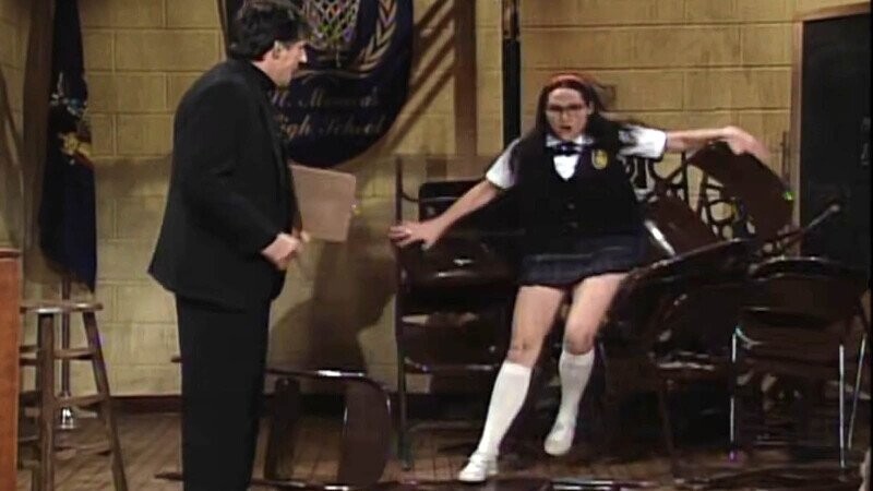 Saturday Night Live: 6 Times Stars Were Injured On The Show