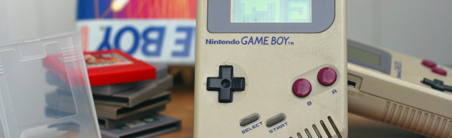 1QE Nintendo GAME BOYTM e TOA