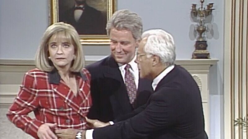 The Time Giorgio Armani Randomly Popped Up in an ‘SNL’ Cold Open