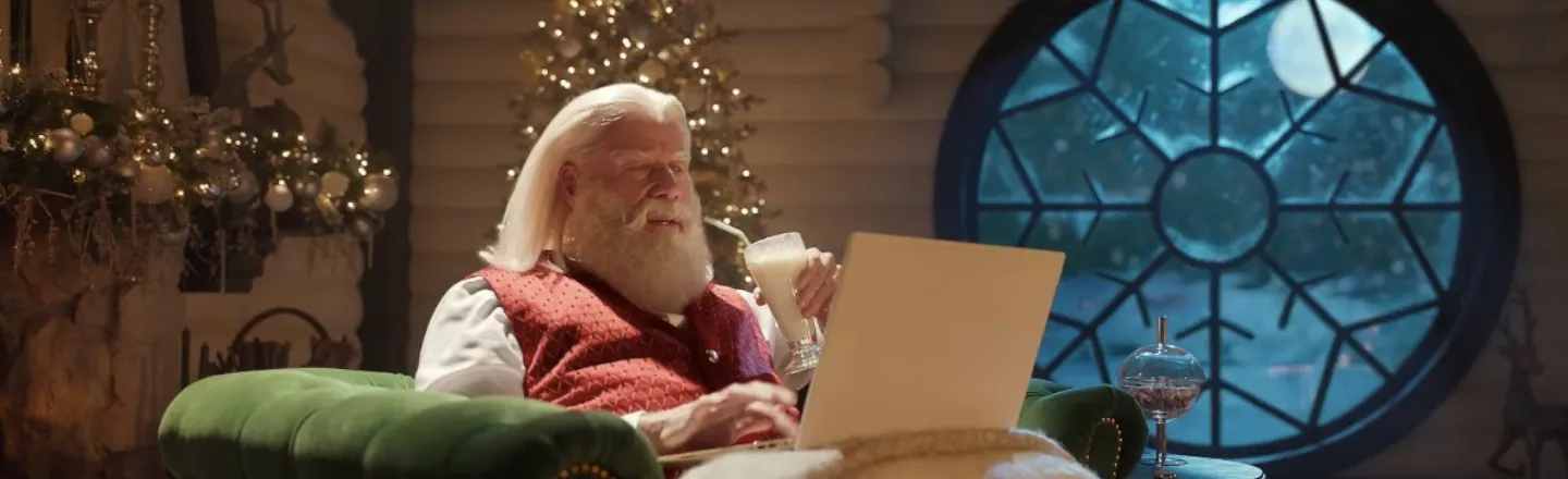 The 'Pulp Fiction' Reunion Happened In A Weird-Ass X-Mas Commercial