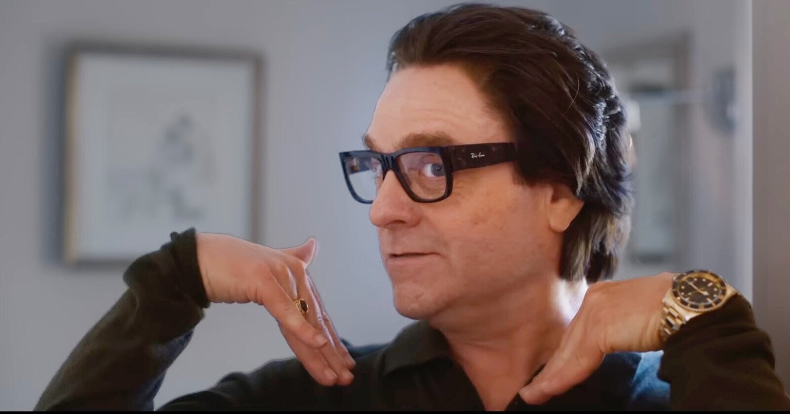 In ‘The Beanie Bubble,’ Zach Galifianakis Shaves His Beard and