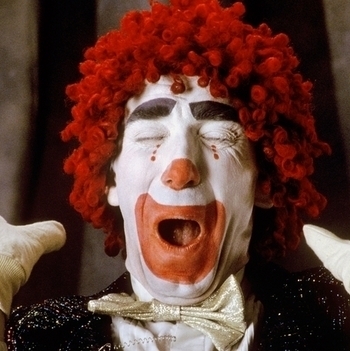 The 6 Types Of Profile Pics And What They Mean Cracked Com The 6 Types Of Profile Pics And What They Mean Cracked Com