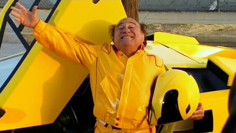 The Official ‘It’s Always Sunny in Philadelphia’ Wrapping Paper Is Perfect for Presents of Nothing