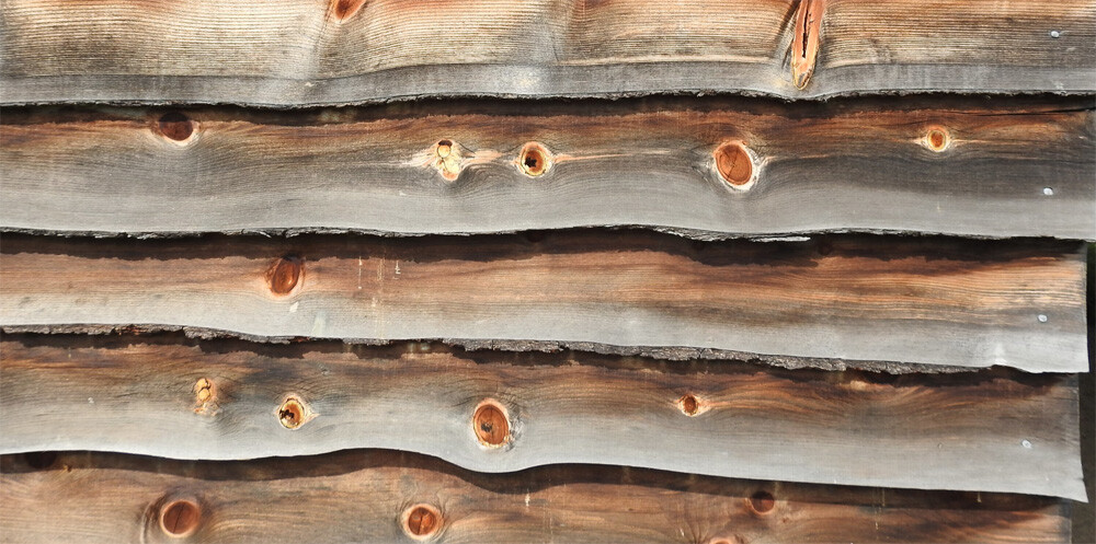 Knotty wooden wall, Saugus Iron Works