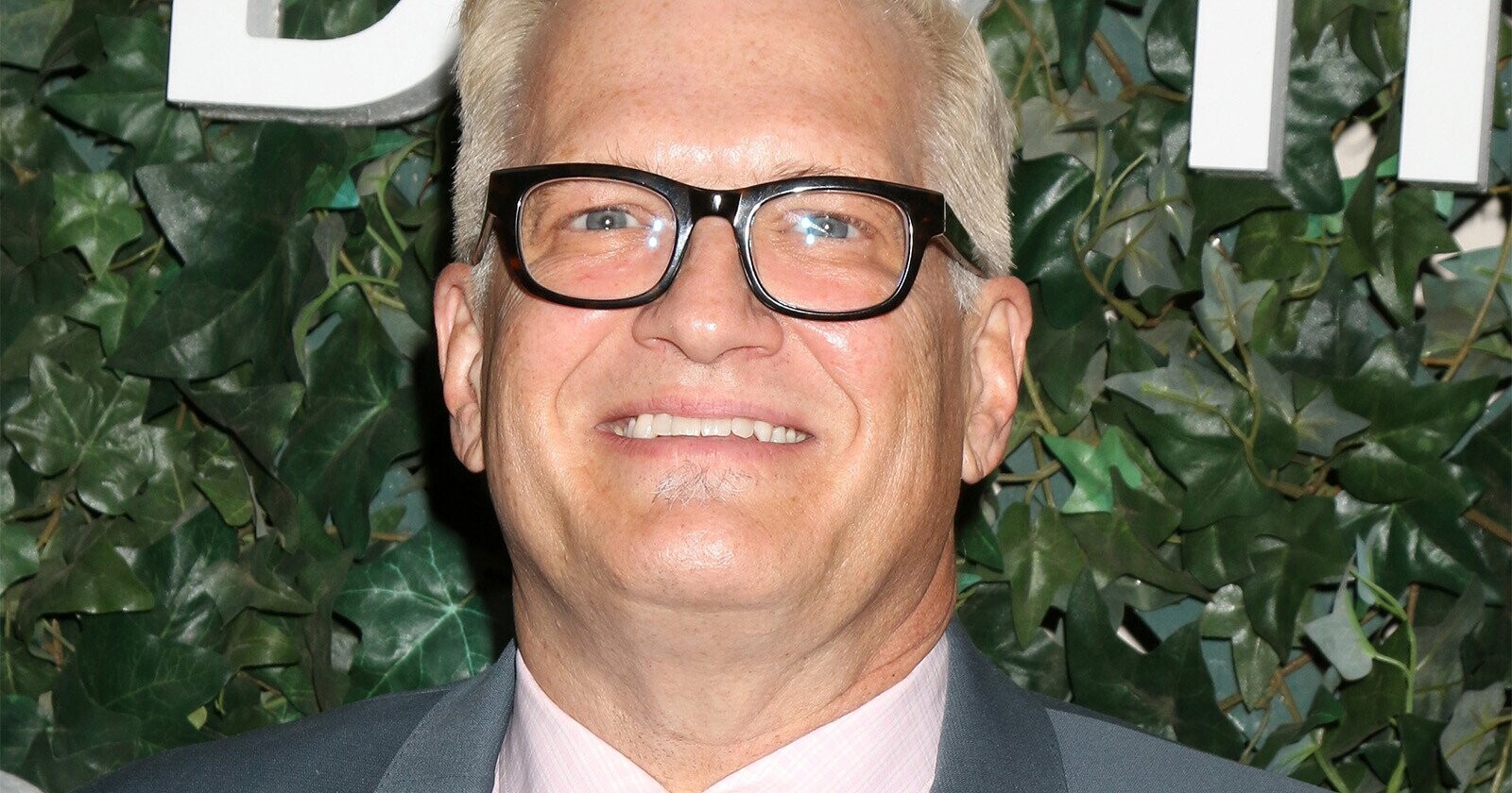 Drew Carey Caught RedHanded Using A.I. to Do Every Part of His Radio