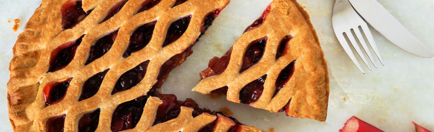 10 Everyday Scenarios Where That Pie Is Clearly A Trap