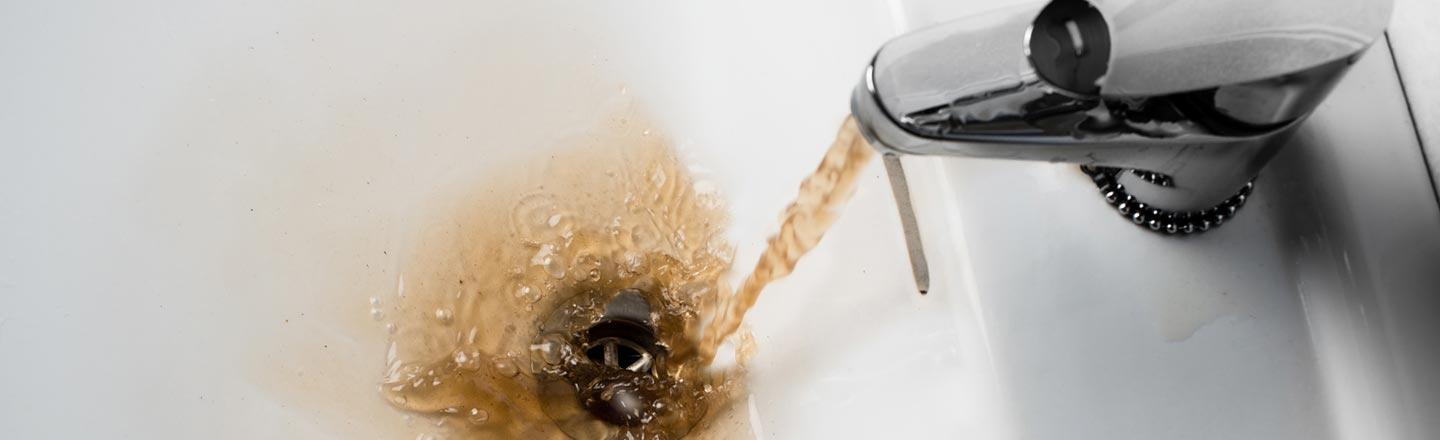 Flint, Michigan Still Has Polluted Water: Here's How To Help