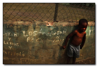 CTan LOS LostrereTan Tan I Y hco LE Come nos Y API PoLG trs: