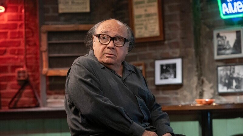 Dennis Finally Admits That Frank Is the ‘De Facto Leader’ on ‘It’s Always Sunny in Philadelphia’