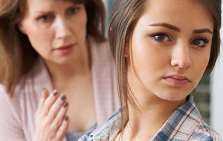 5 Unhelpful Things Mothers Say To Their Daughters