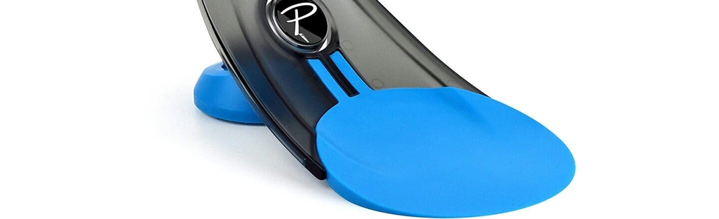 This Golf Digest Award-Winning Putting Trainer Is Here To Make Your Summer Better