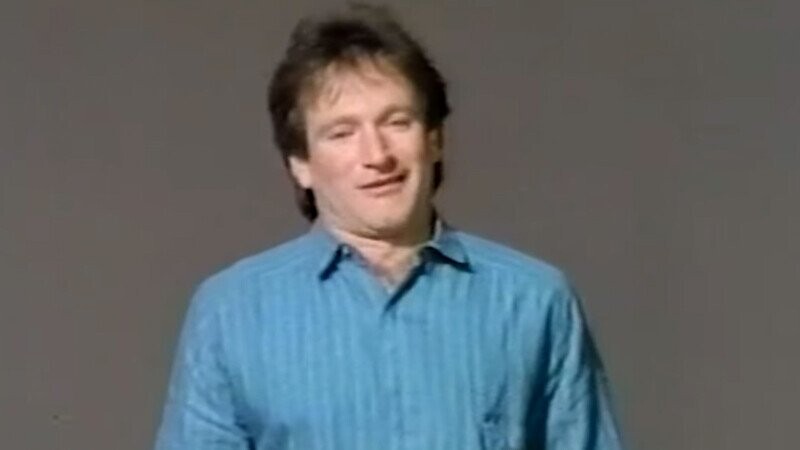 The Sweet Story Behind the Viral Clip of Robin Williams Being Difficult