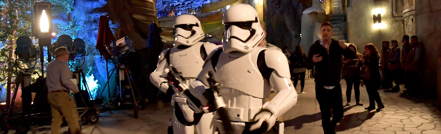 Sorry, You Can't Cosplay In Disney's Star Wars Park