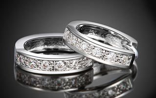 Get Your Sweetie Something Sweet W/These 10 Valentine's Buys