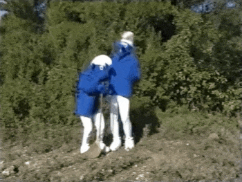 Smurfs on the Moon dancing