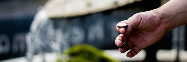 4 Unspoken Social Rules You Follow Without Thinking