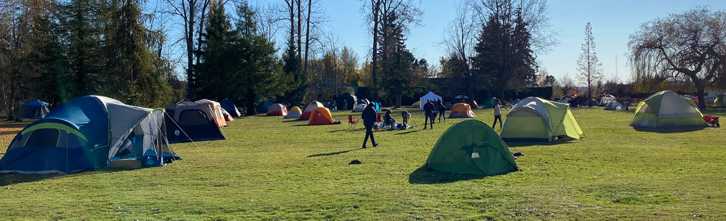 Separated Americans And Canadians Are 'Sex Tenting' Due To Customs Loophole