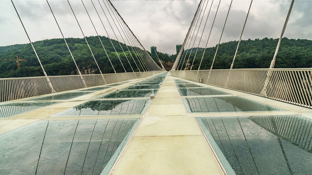 Tourist Stranded After Glass Bridge Shatters Around Him