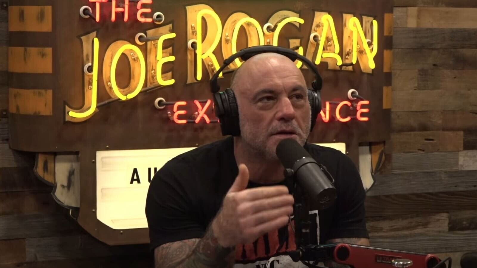 Joe Rogan Accuses Donald Trump of Gaslighting Him