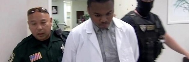 6 Liars Who Found Unfathomable Fame Impersonating Authority