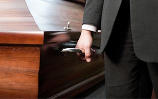 The 6 Worst Things That Can (And Did) Happen at a Funeral