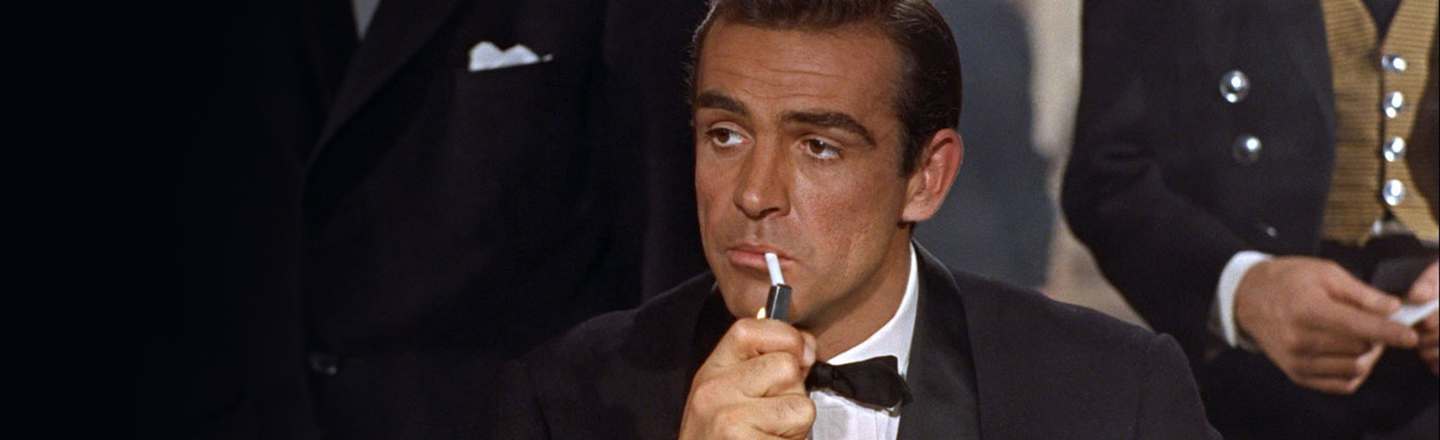 5 Ways James Bond Was WAY More Insane In The Books