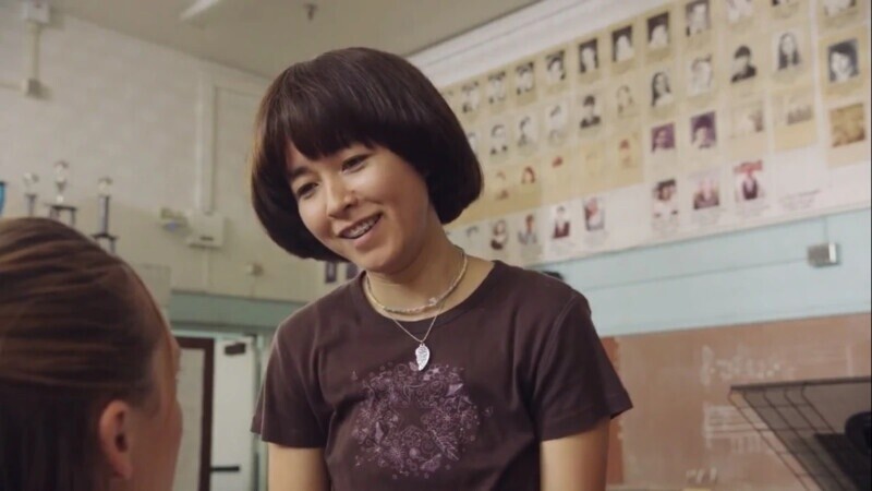 Maya Erskine's Return To Teen Comedy Is The Answer To Our Prayers