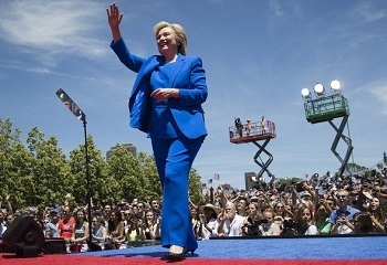 4 Gender Double Standards Everyone's Apparently OK With