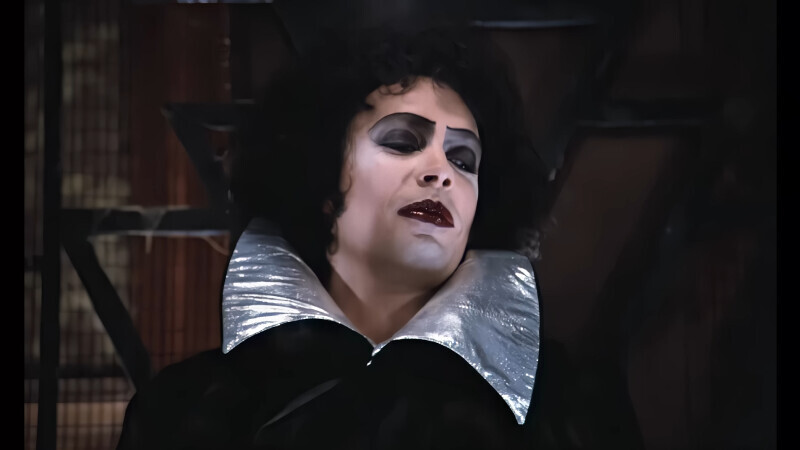Tim Curry Was the King and Queen of Cult-Classic Comedy