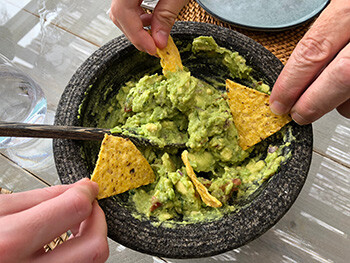 8 Rock Star Tour Requests That Are A Recipe For Madness people eating guacamole