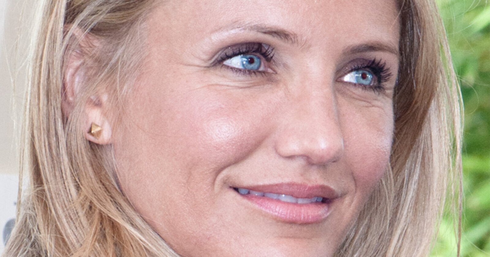 14 TMI Celebrity Facts for the Hall of Yikes