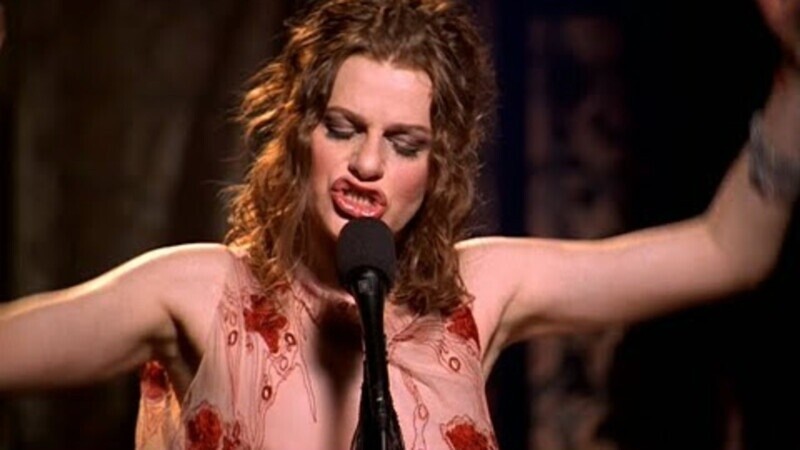 Sandra Bernhard’s Infamous Mariah Carey Joke Resurfaces Following ‘White Lotus’ Casting Announcement