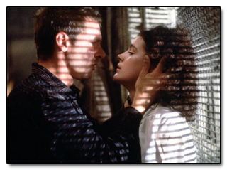 6 Technologies Conspicuously Absent from Sci-Fi Movies