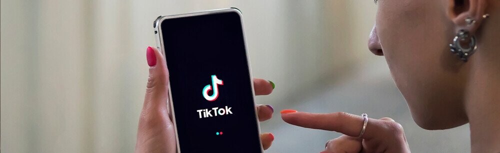 How TikTok Tics Totally Became A Thing During The Pandemic