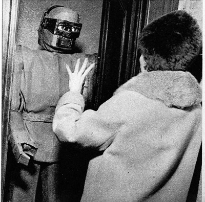 13 Historical Photos Straight From Your Nightmares