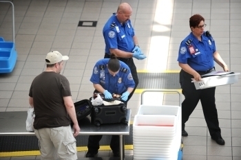 7 Reasons the TSA Sucks (A Security Expert's Perspective) | Cracked.com
