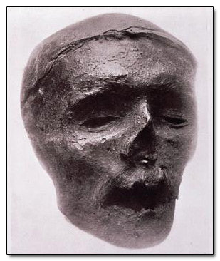 7 Secrets Only Two Living People Know (For Some Reason)