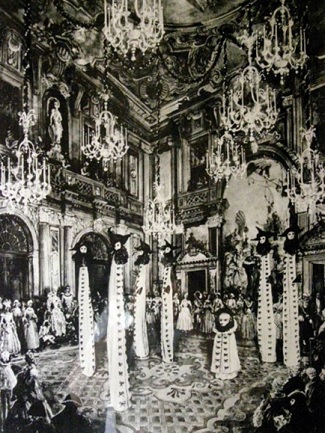 13 Historical Photos Straight From Your Nightmares