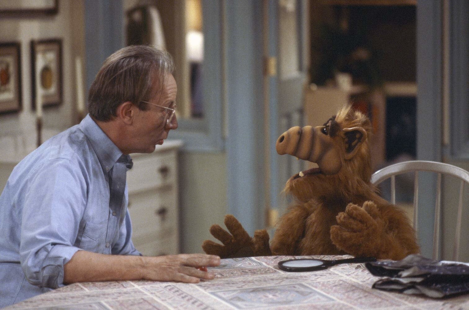 8 Aliens From TV That Made Us Believe Space Was Actually Friendly ...