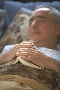 4 Creepy Ways Growing Older Shapes Your Thoughts