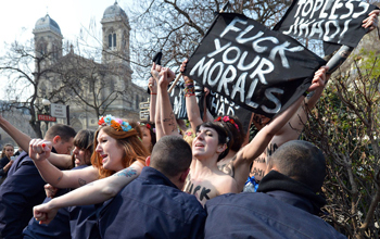 YOUR FUCN TOPL IADI YOUR HAN 